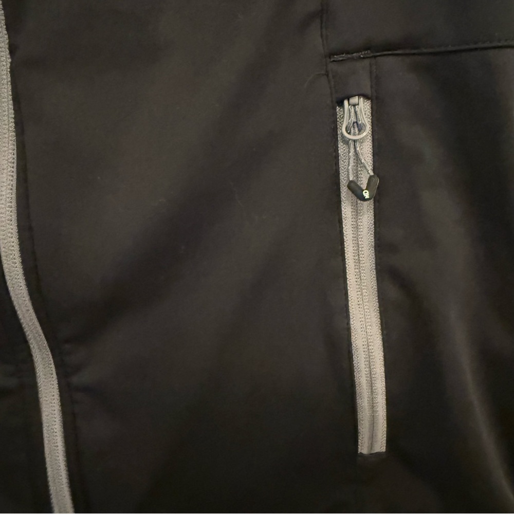 NWOT Little Donkey Andy Women's Lightweight Softshell Vest - Picture 2 of 6